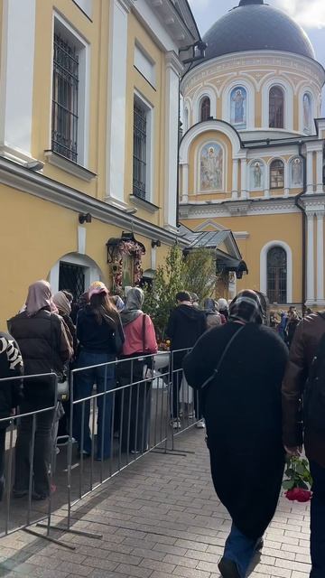 📍 Москва. Донской монастырь. 🙏 К Матроне Московской.
