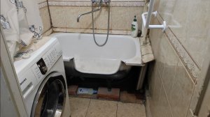 Очередной вырез в чугунной ванне