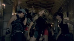 Miley Cyrus - Who Owns My Heart