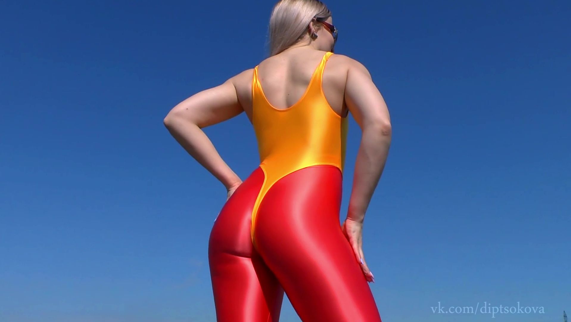 JULIA P (RED)