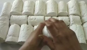 ASMR crush chalk 🤍🤍