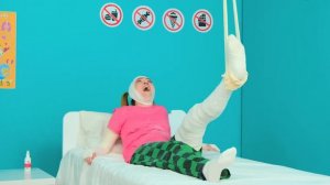 Как Пронести Еду в Больницу # Смешные Челленджи от MeMeMe Challenge