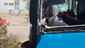 Автобус врезался в дерево на юге Москвы. 

Пострадали 17 человек, сообщили РИА Новости в экстренных