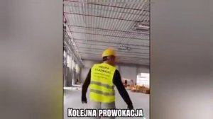 ‼️🇵🇱🇺🇦 «На фронт, бандеровская курва» Путин ждёт тебя 🤣: В Кракове снова избили украинца