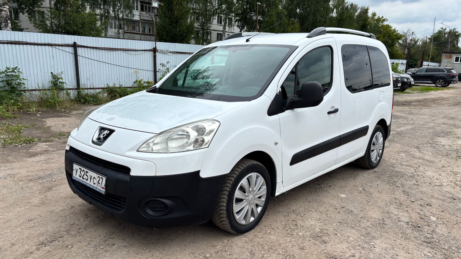 Peugeot PARTNER, 2011 смотреть онлайн