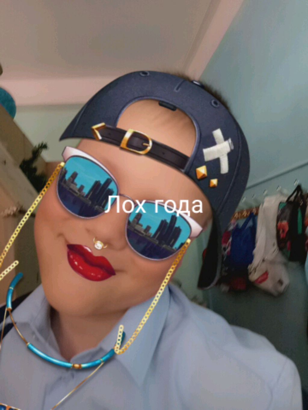 👁👁
  👄