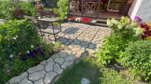 Садовая тропинка из формы 5 лет