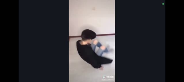 Эффектный выход 😎