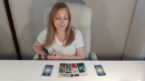 Таро расклад/Друг, враг или просто так