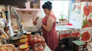 ПРИЯТНЫЕ ХЛОПОТЫ, ДЕНЬ ЗИМУ КОРМИТ
