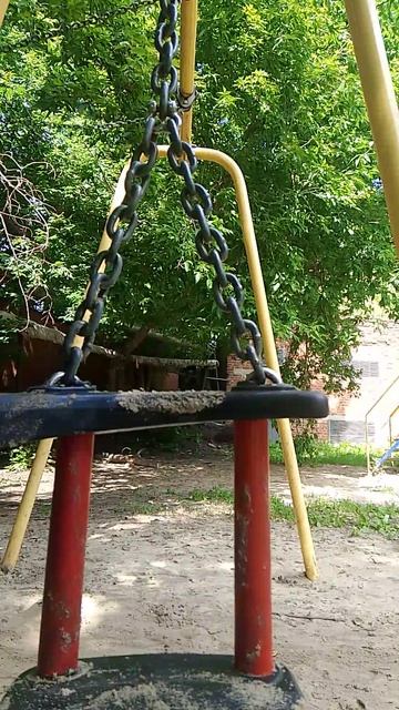 качаюсь на качелях 1 часть