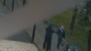 Мужчина ударил старую женщину в Ярославле без видимых причин.

Он и его товарищ задержаны,