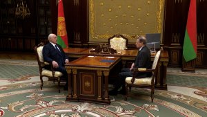 Лукашенко про отношения с Америкой! // «Я умею читать между строк!»
