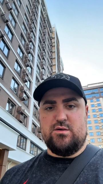 💬 «Нам помогли не только купить квартиру, но и получить её»