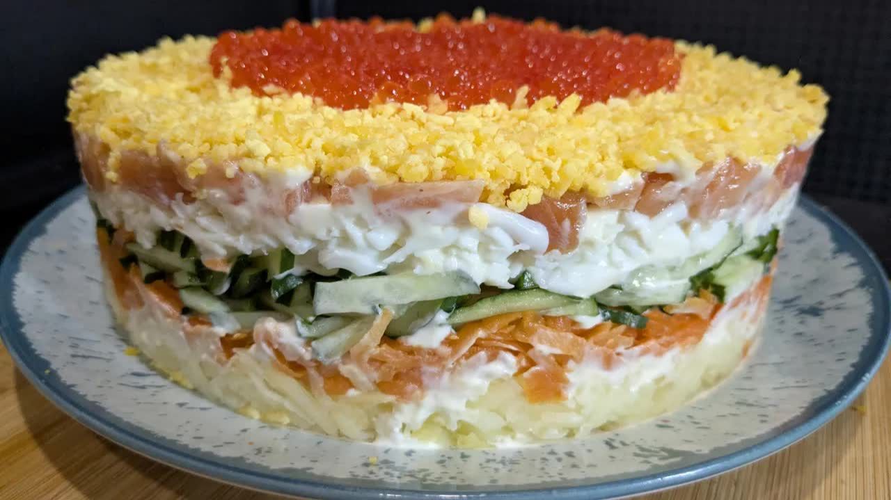 Салат который Просят все гости Впервые в жизни! Это не Мимоза! смотреть онлайн