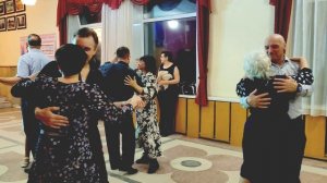 Заманила, как мальчишку, заманила...