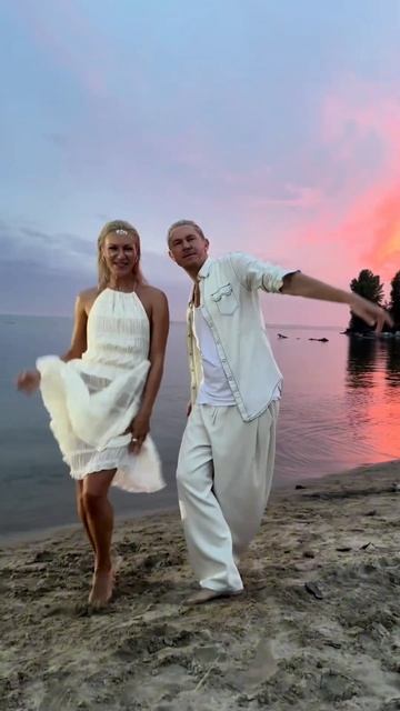 #Backstage
🌊 ДУЭТ АЛМАС - Самое глубокое море

#самоеглубокоеморе #море #город54 #новаяпесня #новинк