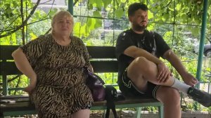 ХАЙПУША- ЭЛИТА в сборе!  НАДЮХА  светится от СЧАСТЬЯ! Планёрка под подъездом! 🤣ПАРОДИЯ