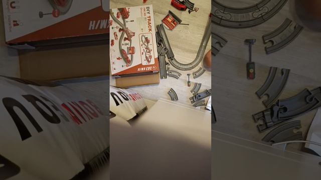 Собираю железную дорогу игрушечную