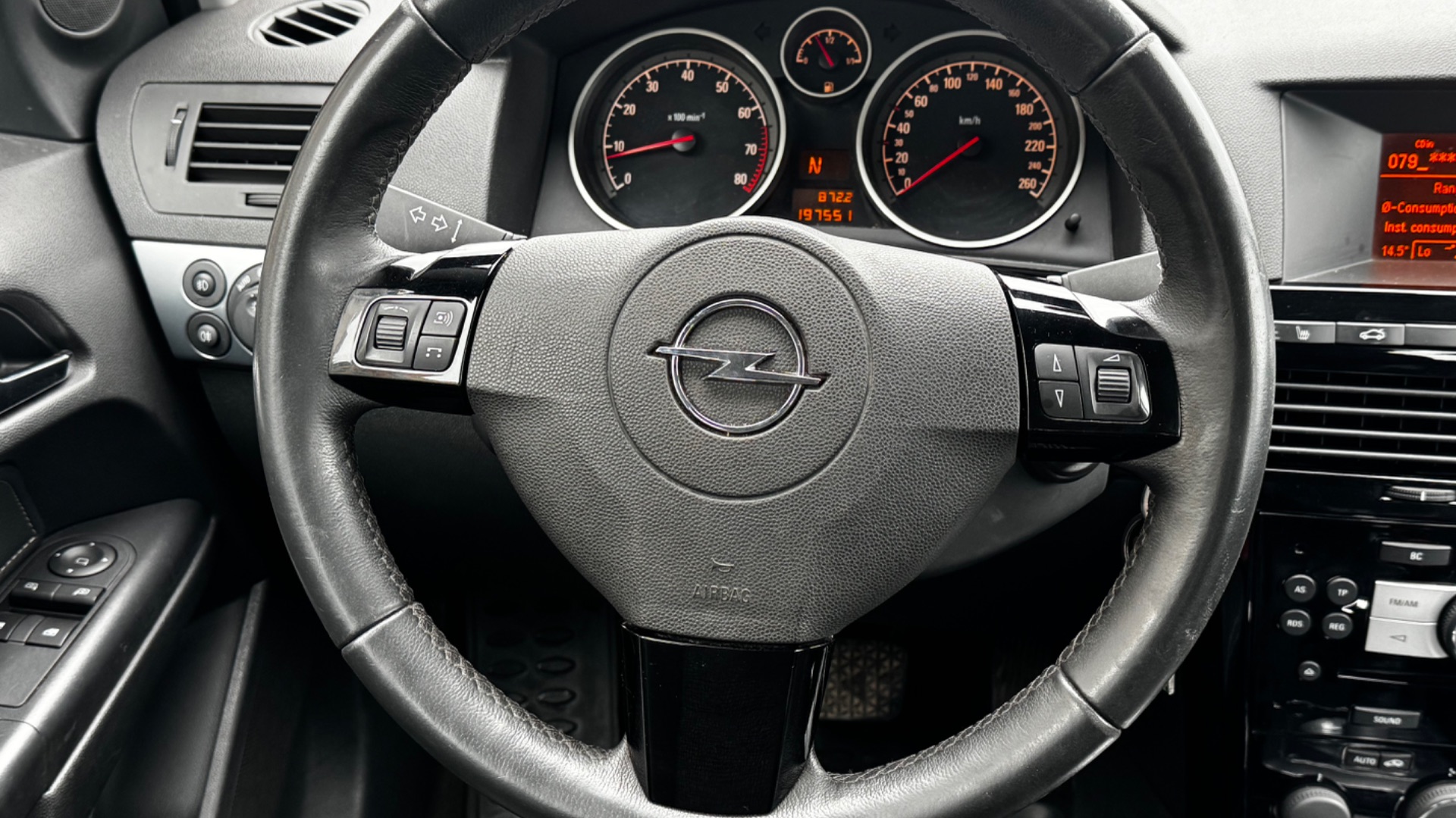 Обзор Opel Astra H / 2011 / 1.6 / 116 л.с / AMT