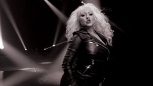 Pitbull — Feel This Moment feat. Christina Aguilera