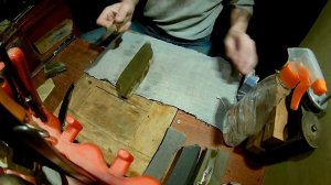 Добыча камня  Первые трофеи!