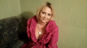 горячие штучки зрелые девушки дома видео смотреть с красотками