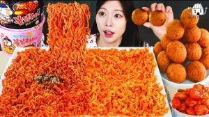 Мукбанг - курица и острая лапша и сырные закуски - яркий выпуск