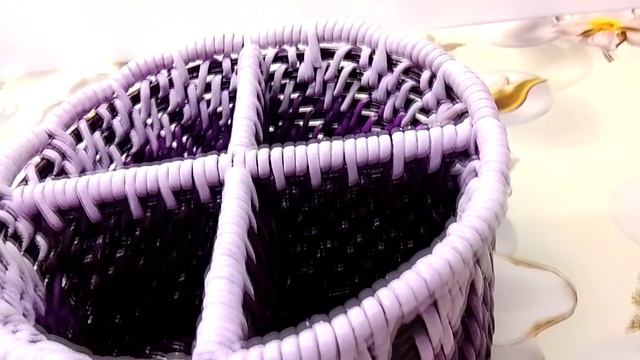 Подставка под канцтовары или под столовые приборы (кому как нужнее) корневым плетением