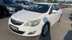 Обзор на Opel Astra J, 2011
