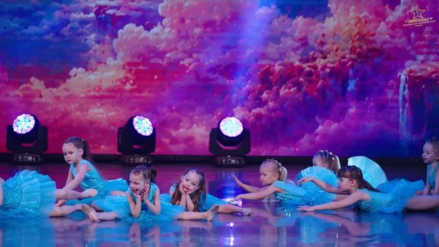 🎬 Серия 4 из 17
«Цветные сны»
✨ Группа Беби Ц (3–5 лет)