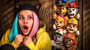😱 ПРЯТКИ ОТ ЩЕНЯЧЬЕГО ПАТРУЛЯ В ШКАФАХ В 3:00 НОЧИ!! 🚪🚨
