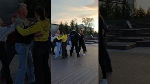 Жаркая летняя Бачата на улице! Танцуем под зажигательный трек ☀️🔥