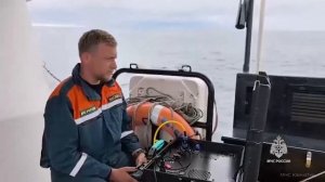 Пропавших на Камчатке рыбаков ищут с помощью подводного аппарата.Катер с людьми перевернулся 23 июня