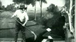 «Завхоз» (The Property Man, 1914) — первый двухчастный фильм и режиссёрский дебют Чарли Чаплина 🎭
