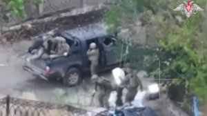«Бетон не спас».

 нанесение авиационных ударов бомбами ФАБ-500 по жив