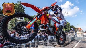 Enduro гонка. Red bull Romaniack