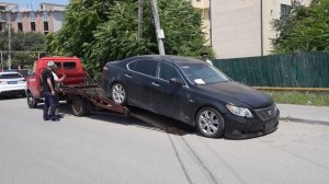 Столичные улицы освобождают от  брошенных и разукомплектованных автомобилей