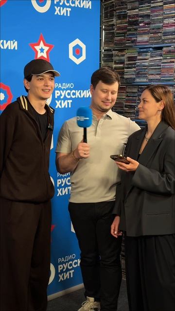 Любовь — Александра, концерт — деньги! 💸 Ассоциации от AKMAL'! 😁🤩