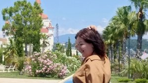 Поели в столовой в Адлере. Идём на пляж Имеретинского курорта.🏖