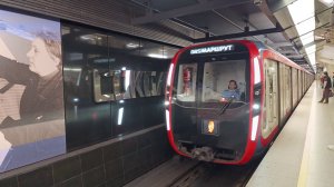 Метро Москвы очень красивая новая подборка проезд поездов разного типа
