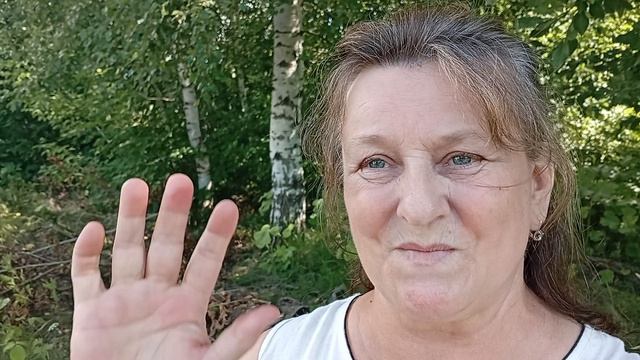 1000014076.mp.  пришла на день рождения