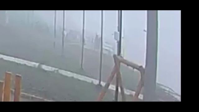 Автомобиль в сквере имени Фомченко в Бийске