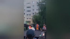 ☺️Россиянин из Лос-Анджелеса каждый год привозит в Подмосковье Леди Гагу и Бритни Спирс