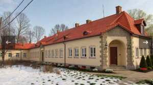 Продаётся земельный участок с нежилым зданием в пгт Вахруши Кировской области 1 500 000 руб.