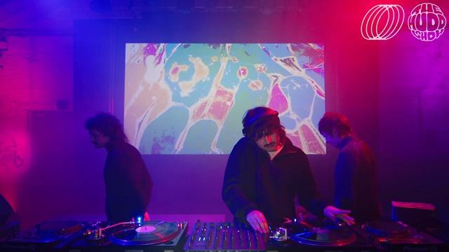 Das Firmament @ Themuddshow X Forward