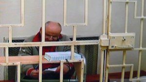 Суд почти вдвое сократил срок бывшему замглавы Минобороны Попову.С 19 до 10 лет