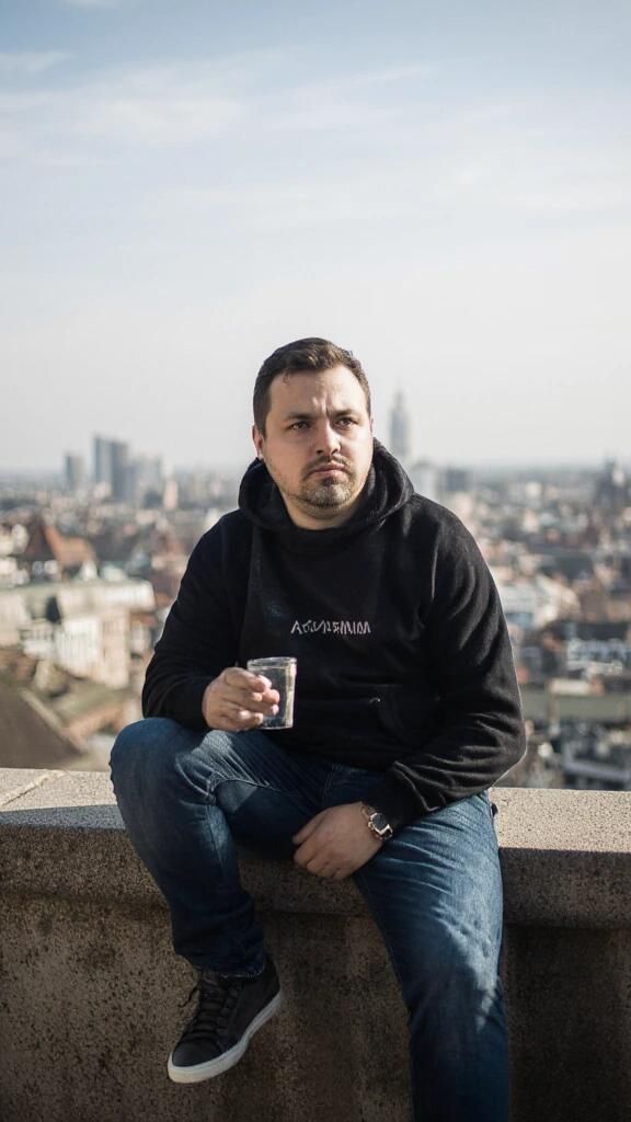 ⚖️ ПОЧЕМУ ЛЮДИ ПРОИГРЫВАЮТ ДЕЛО ЕЩЁ ДО СУДА? Адвокат Васильцов: 5 фатальных ошибок, которые губят.