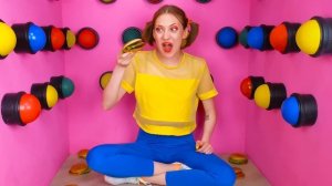 1000 Загадочных Кнопок и Только Одна Тебя Спасет # Война Пранков от Fun Fun Challenge