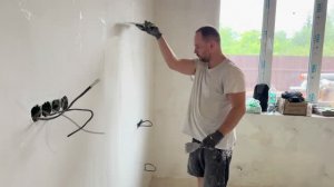 Техника шпаклевания. Работа шпателем. Шпаклевка второго слоя